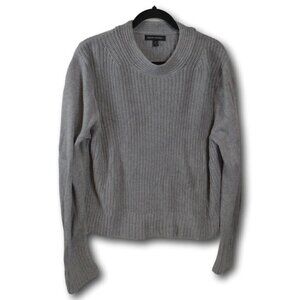 Banana Republic Cropped Grey Cable Knit Sweater Size: XL
